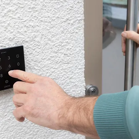 Design-apartment 2025 Mit Balkon Und View 250m Zum Marktplatz Kfw55 *