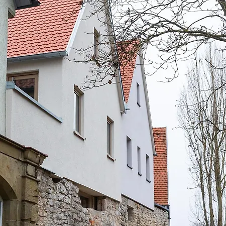 Design-apartment 2025 Mit Balkon Und View 250m Zum Marktplatz Kfw55