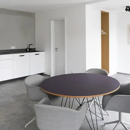 Apartment Design-apartment 2025 Mit Balkon Und View 250m Zum Marktplatz Kfw55