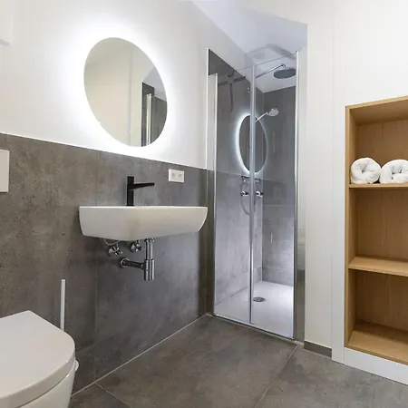 Design-Apartment 2025 Mit Balkon Und City View 250M Zum Marktplatz Kfw55 Schwaebisch Hall