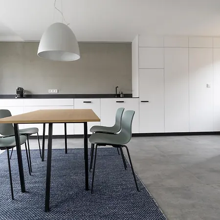 Design-Apartment 2025 Mit Balkon Und City View 250M Zum Marktplatz Kfw55